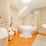 Amontes Rural Nestar