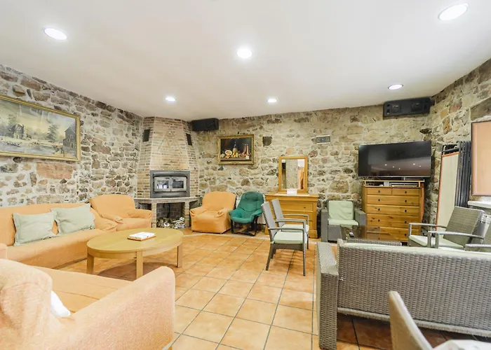 Amontes Rural Nestar